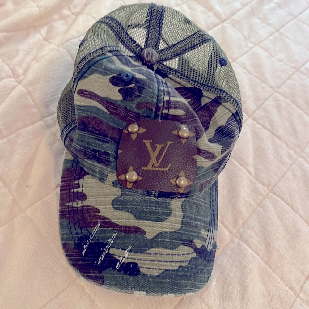 Camo hat with LV patch